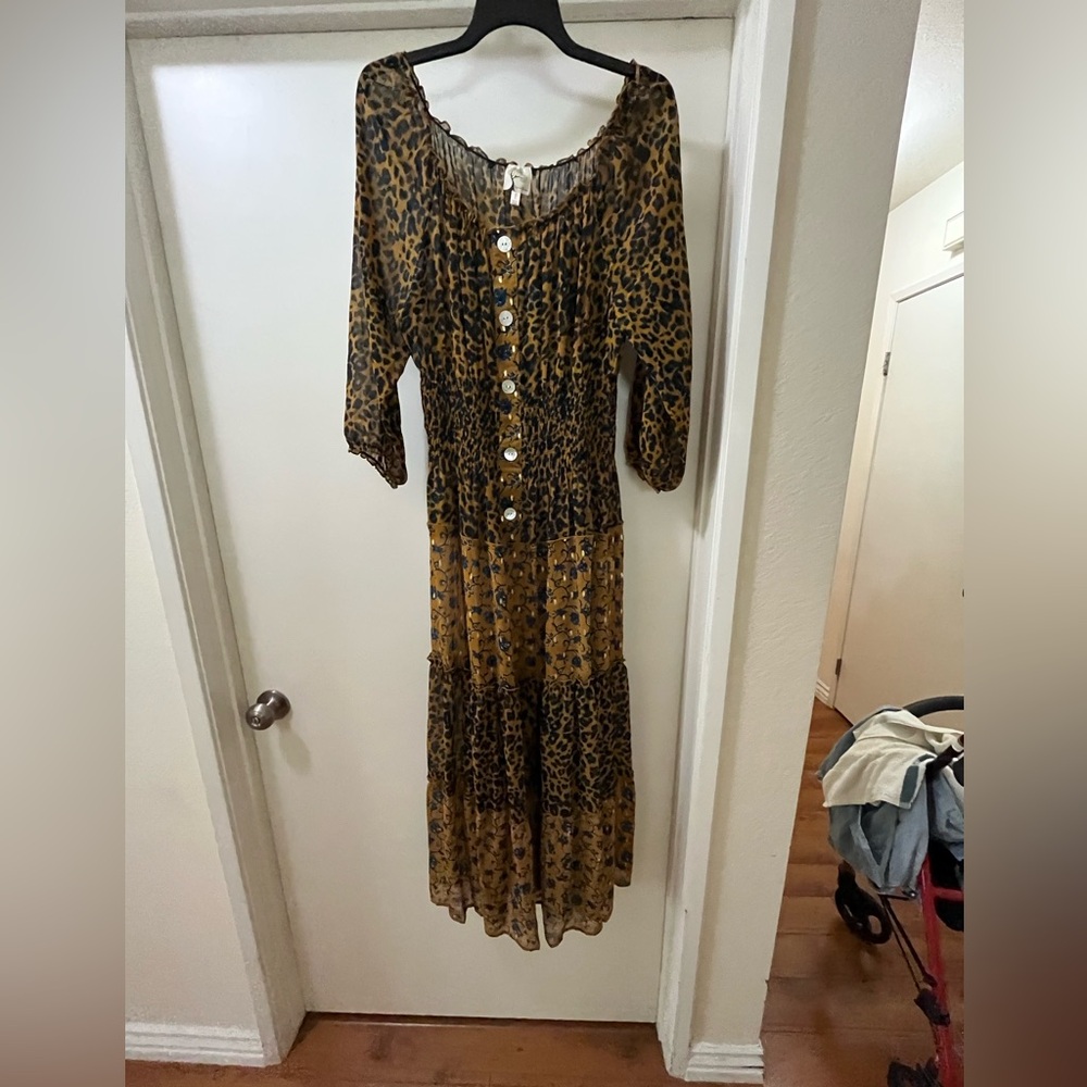 Fig and Flower Long Sleeve Brown and Black Dress